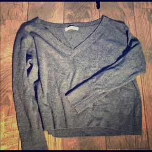 Everlane V-Neck Cashmere (gray) small Sweater